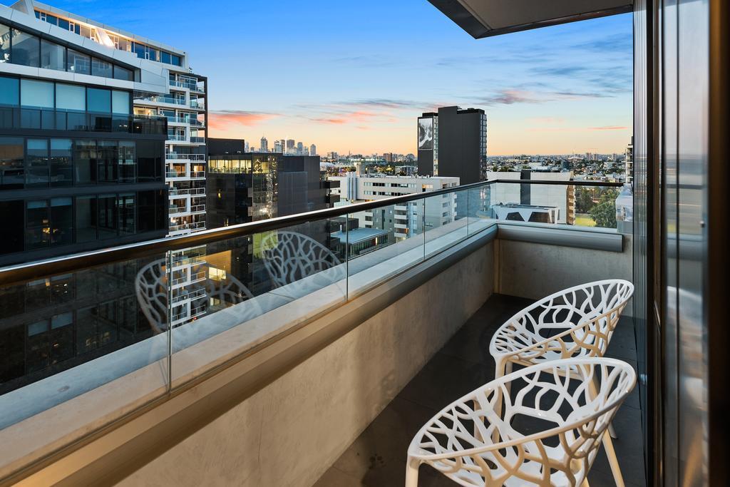 Aparthotel District South Yarra Melbourne City Exterior foto